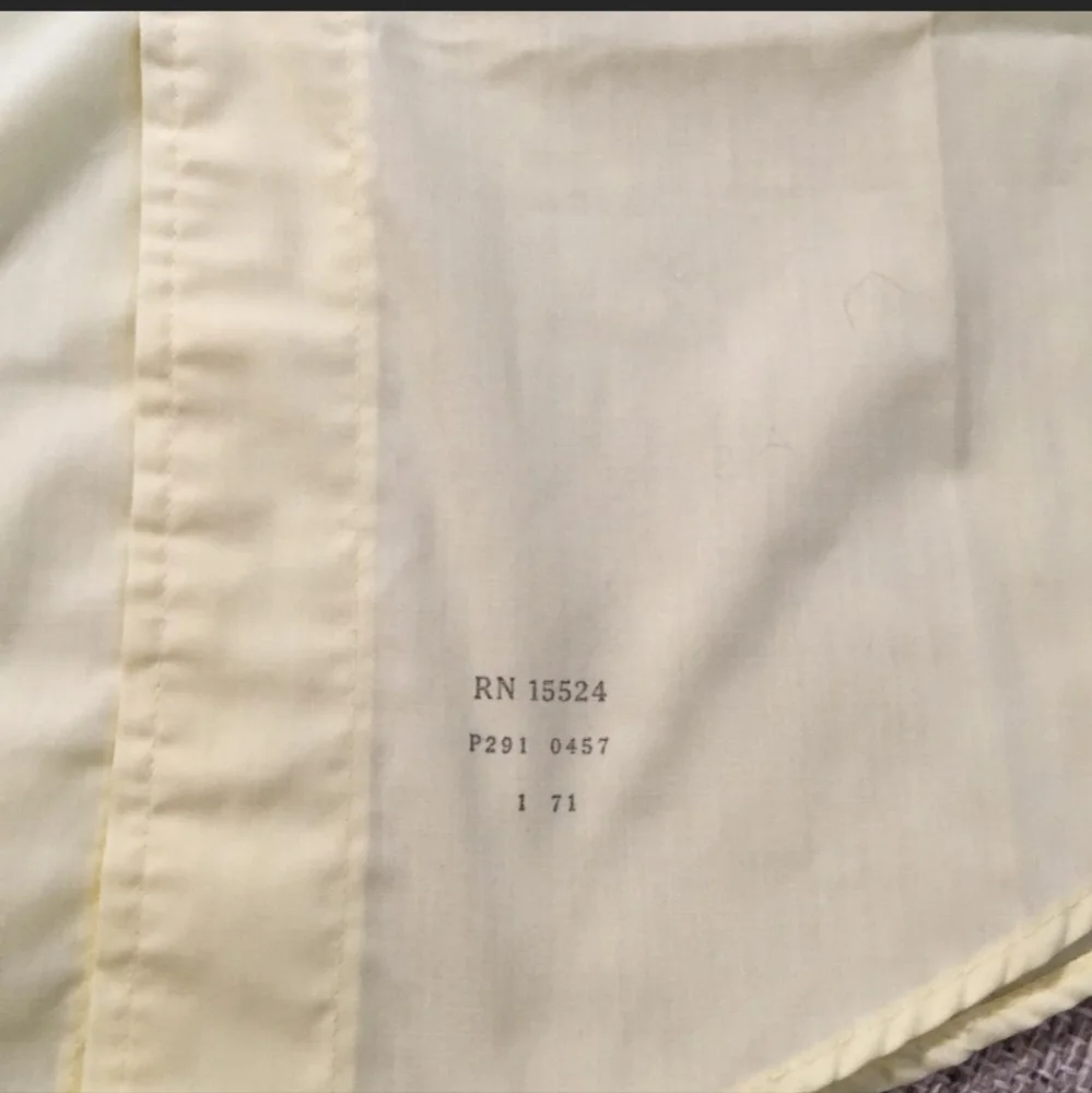 70s Vintage Light yellow bread work shirt. Batter Whipped Sunbeam Bread - Picture 2 of 4
